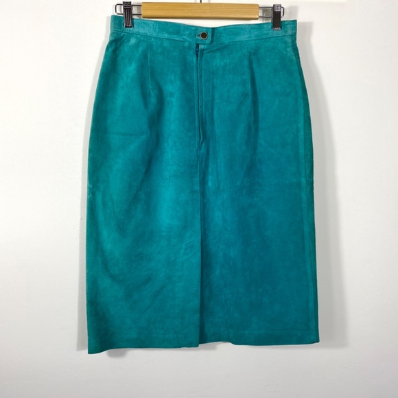 1990’s BAGATELLE Turquoise Suede Skirt Mid Length Size 10 Small - Picture 2 of 8